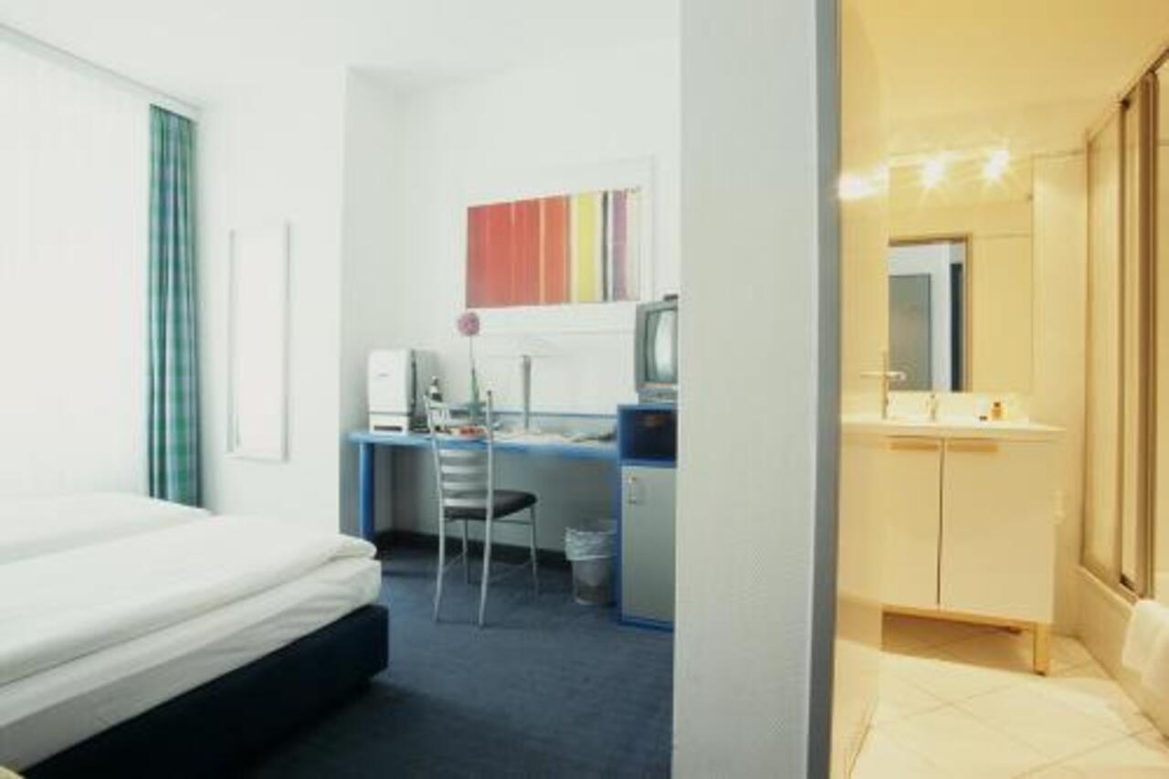 Hotel Alt - Tegel Berlín Pokoj fotografie